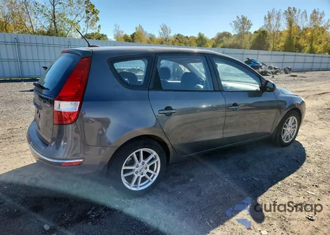 2009 Hyundai Elantra Touring из США, поврежденный, VIN KMHDC86E19U036193